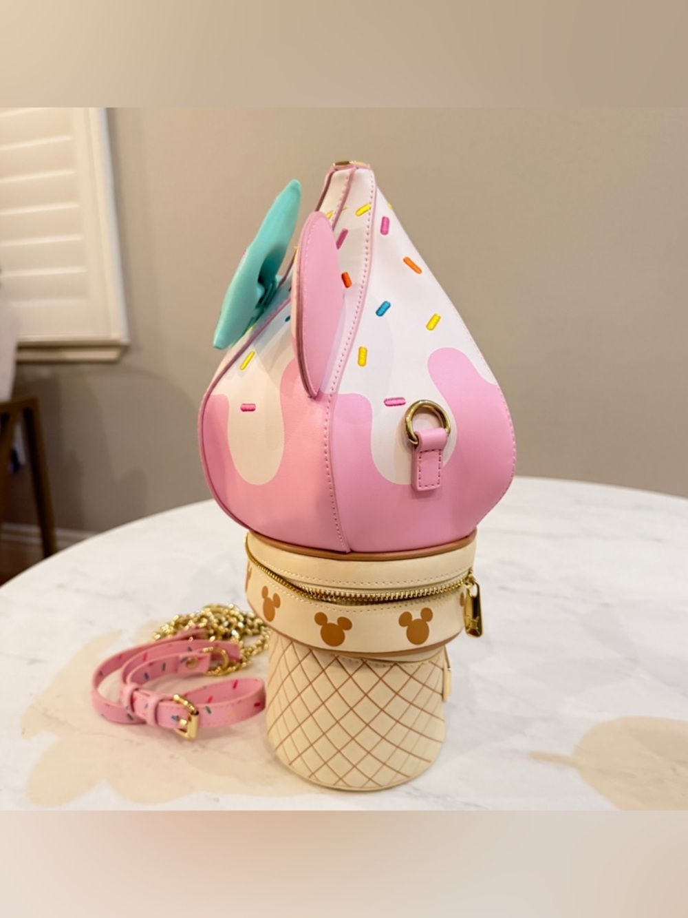 NEW Loungefly Stitch Shoppe Disney Minnie Soft Serve Ice Cream Crossbody Bag - Picture 14 of 16
